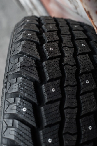 фото протектора и шины Ice Blazer WST2 LT Шина Sailun Ice Blazer WST2 265/70 R17 115S