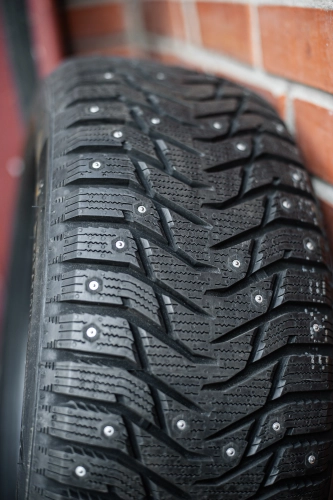 фото протектора и шины Ice Blazer WST3 Шина Sailun Ice Blazer WST3 255/70 R16 111T